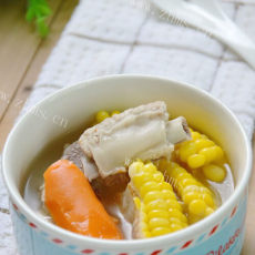 养胃的白菜玉米杂烩汤