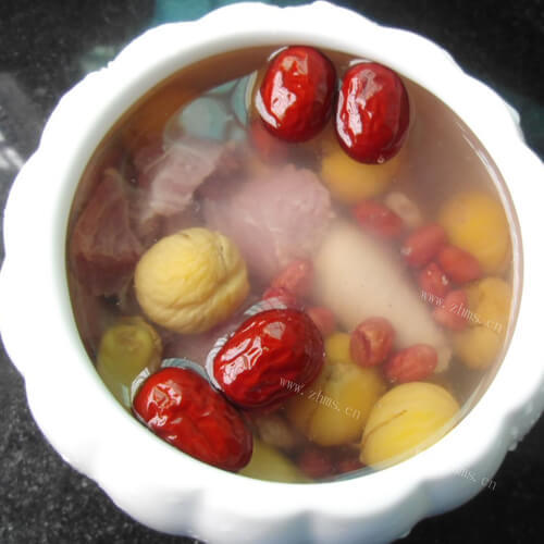 养生药膳浸鸡脚