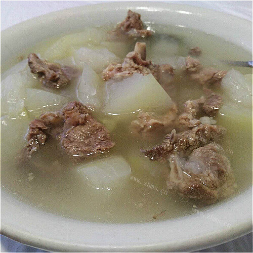 美味清润猪骨汤
