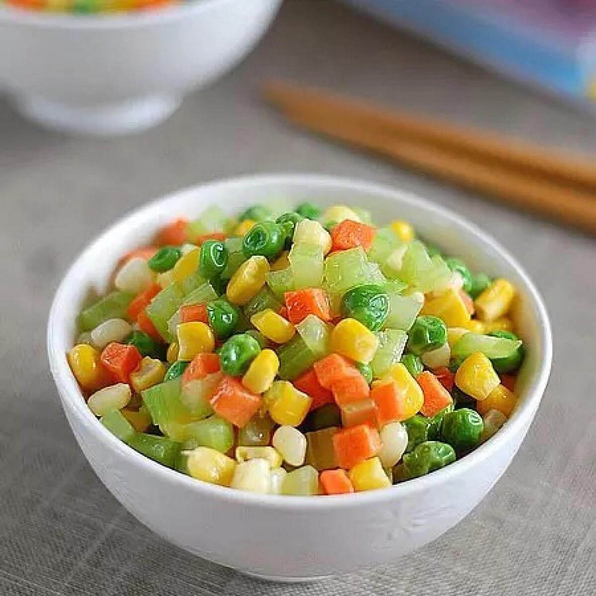 咸鲜西芹菜炒玉米粒