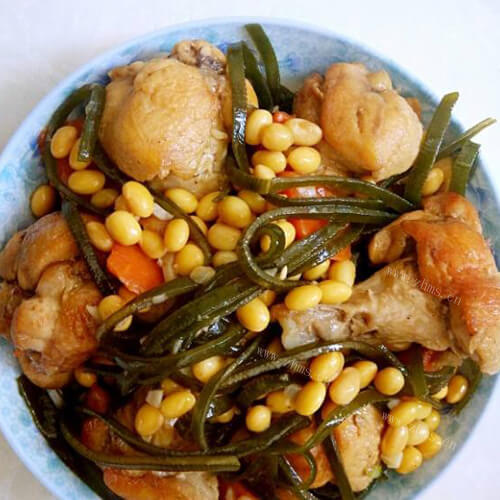 家常黄豆海带焖鸡翅根