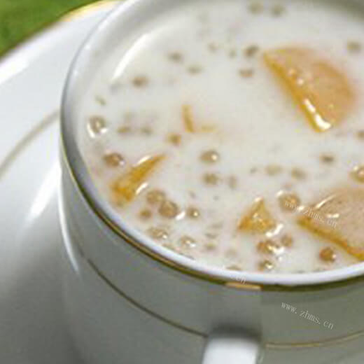 下午茶牛奶黄桃西米露