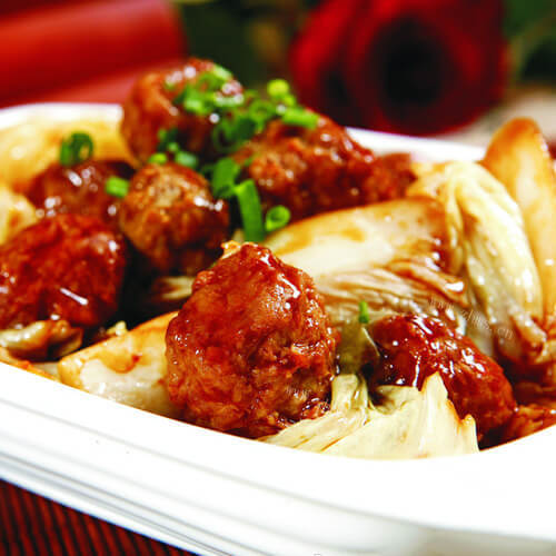 简单小白菜烩肉丸子