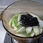 健康美食紫菜丝瓜瘦肉汤做法图解9)