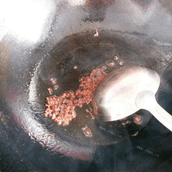 口感极佳的水煮鱼做法图解8)