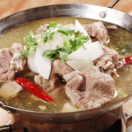 羊肉炖萝卜