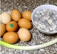 鲜美牡蛎滑蛋做法图解1)