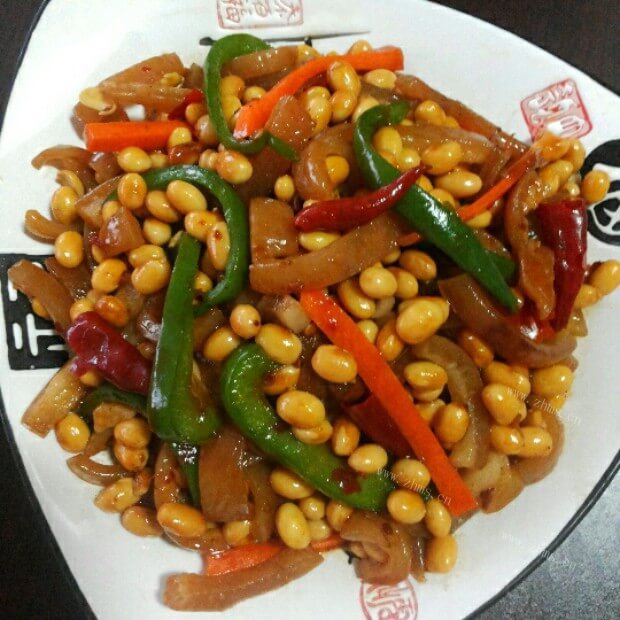 还吃的香炒东北大豆耳