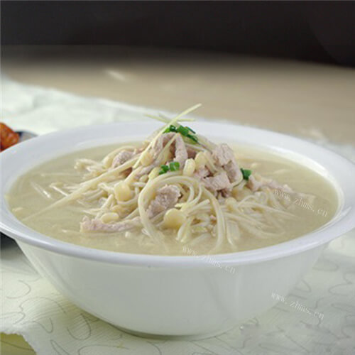 爽口金针菇肉丝酸辣汤