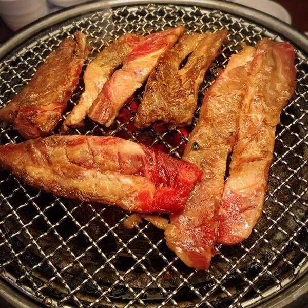 好吃的烤五花肉土豆片 