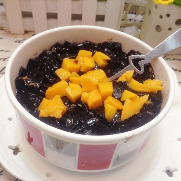自制美味的龟苓膏