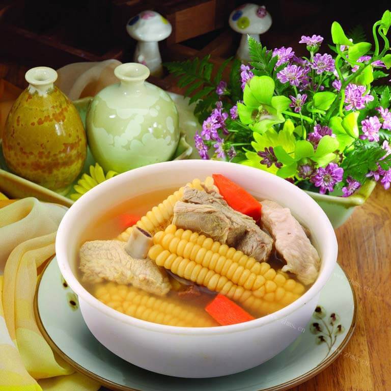 家常胡萝卜排骨汤