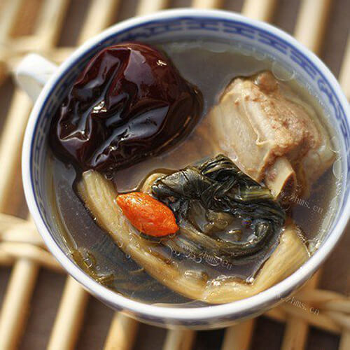 营养阙菜干排骨汤 
