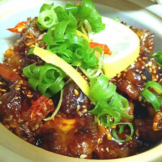 美味爽口柠檬糖醋排骨