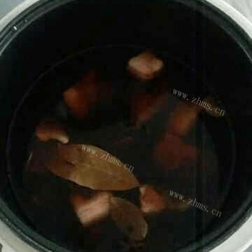 家常菜海带红烧肉做法图解3)