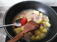 美味韩式酱土豆做法图解6)