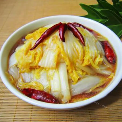 美味的快手酸辣娃娃菜
