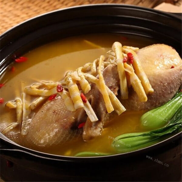 虫草花乌鸡红枣汤