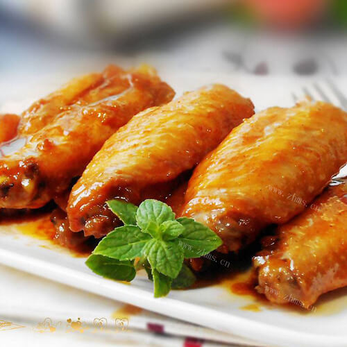 美味葡萄酒焖土豆鸡翅