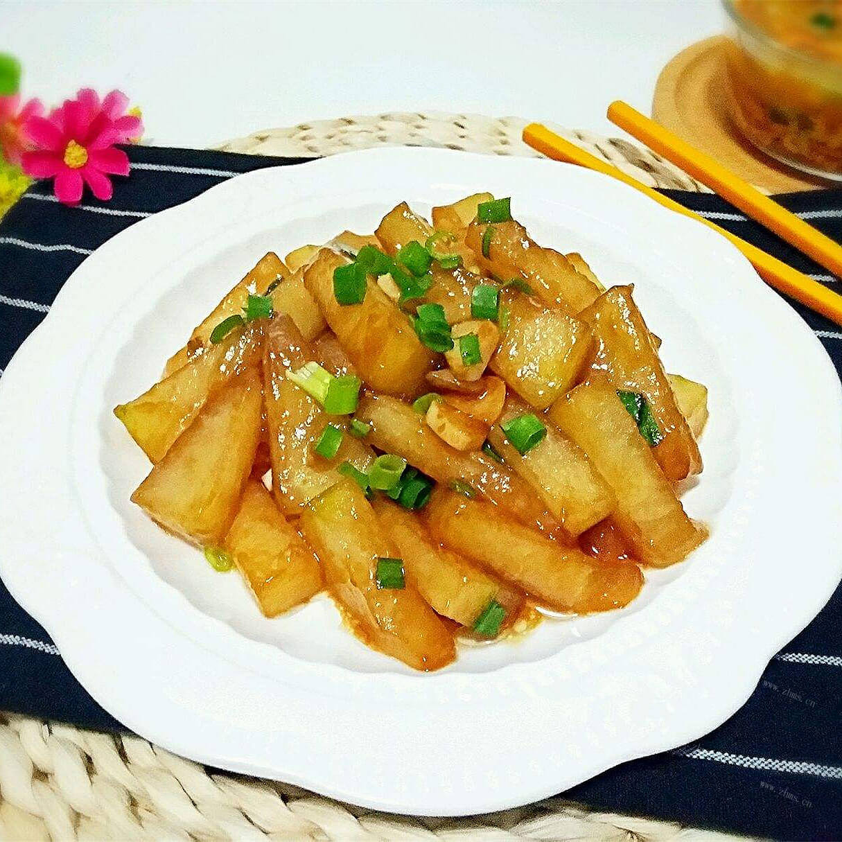 美味的瑶柱花生焖冬瓜