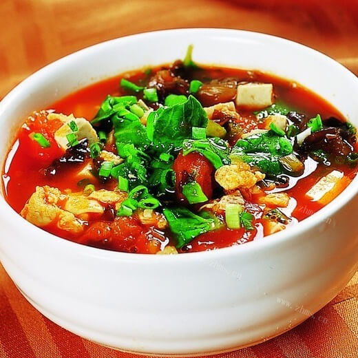 美味黑木耳炸酱面