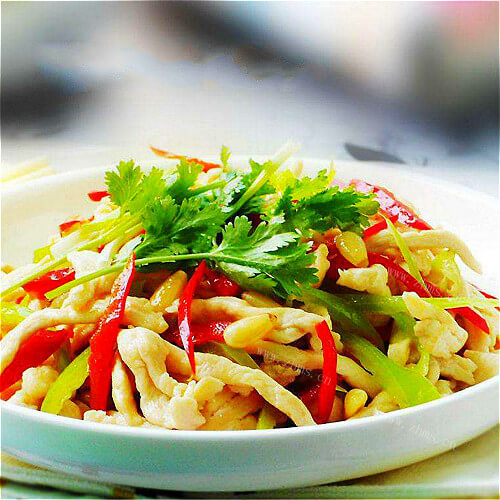 美味青椒红椒炒鸡丝