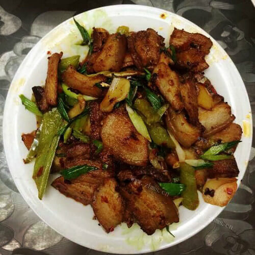 好吃又美味的蒜苗回锅肉