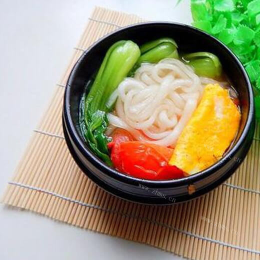 鲜嫩爽滑西红柿鸡蛋土豆粉