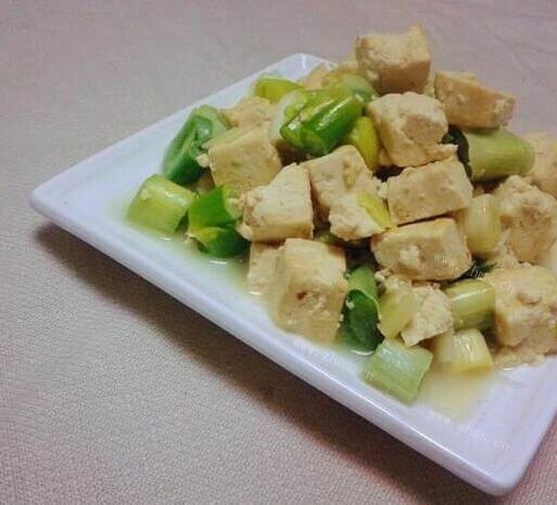 超级开胃的东北家常炒豆腐做法图解5)