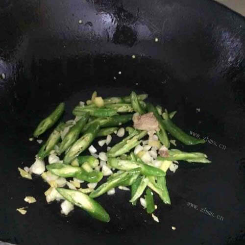 炒香干做法图解2)