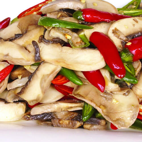 美味瓜条炒鲜菇