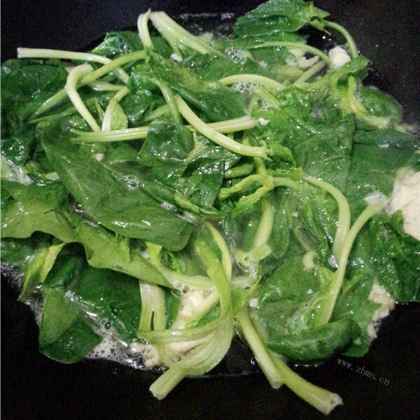 菠菜汤做法图解10)