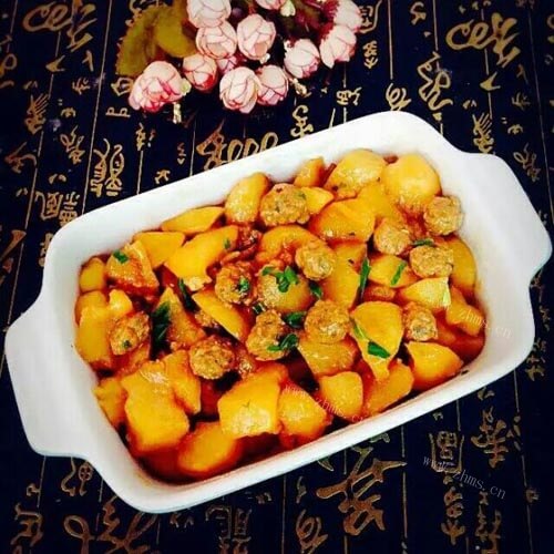 软糯下饭红烧土豆丸子