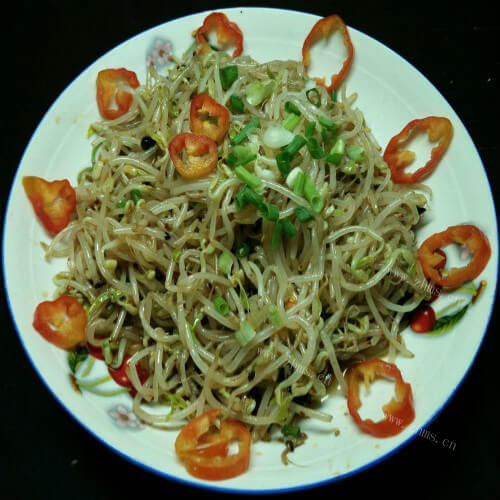 家常凉拌豆芽菜