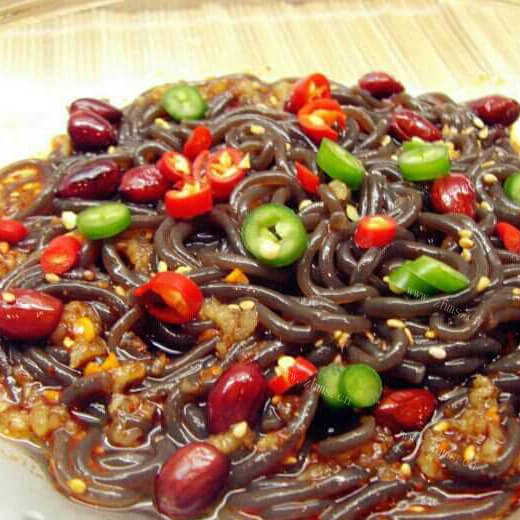 馋嘴的劲爆油炸蒜头肉