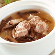 营养猪肚茶树菇汤