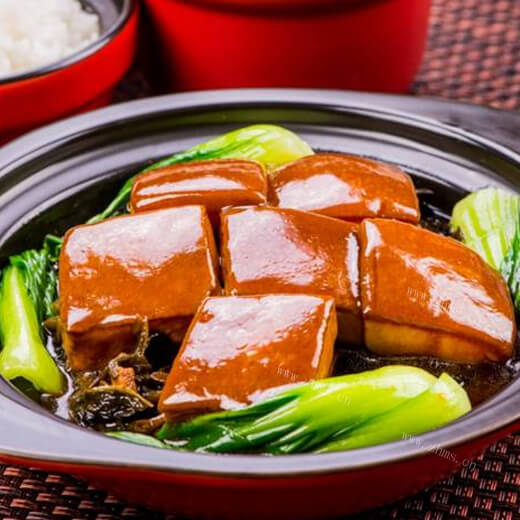 正宗广式煲仔饭（砂锅饭）