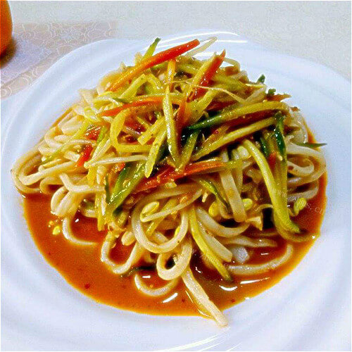 美味麻酱肉丝葱油凉面