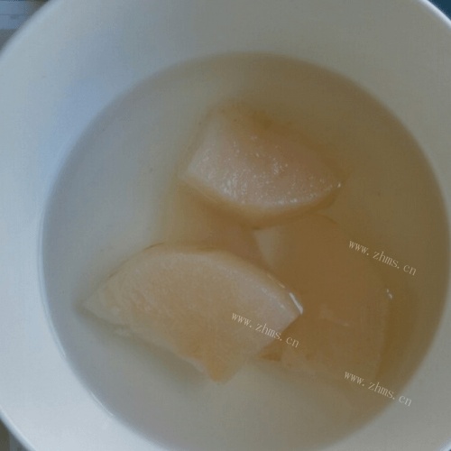 香甜的梨子糖水
