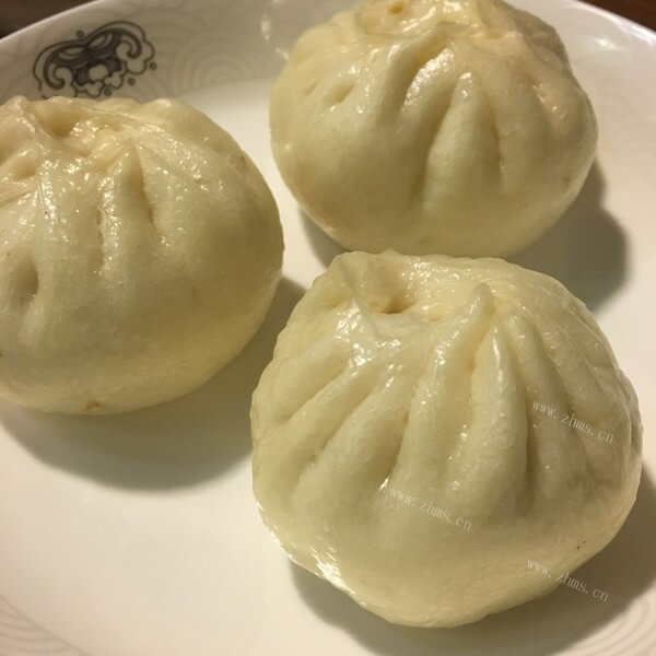 家常芽菜肉包