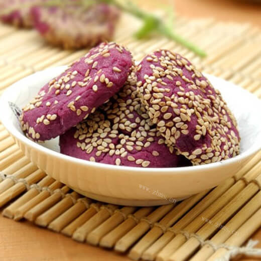 美丽的香煎芝麻饼