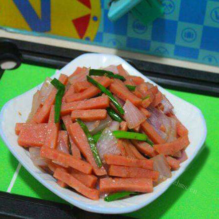家常金华火腿炒洋葱