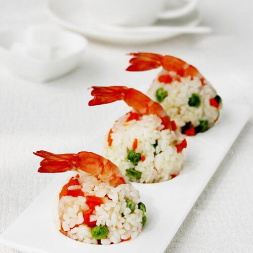 美味的鲜虾饭团