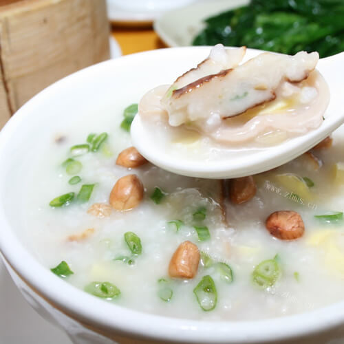营养的早餐粥