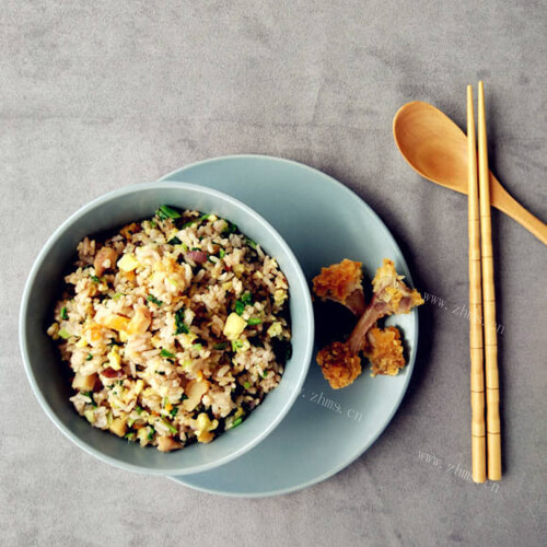 炸鸡蔬菜炒饭