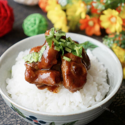 可口的茄子排骨饭