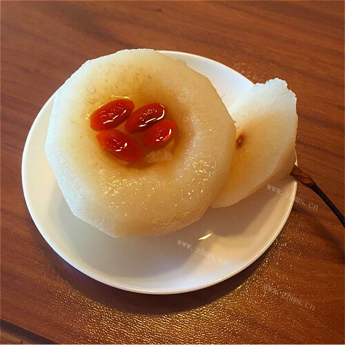 健康的冰糖蒸梨