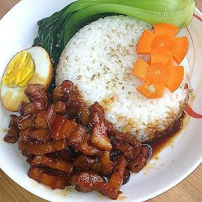 美味五香卤肉饭