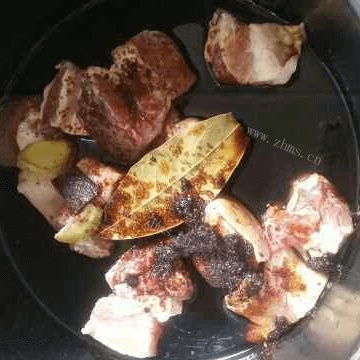 家常菜海带红烧肉做法图解2)