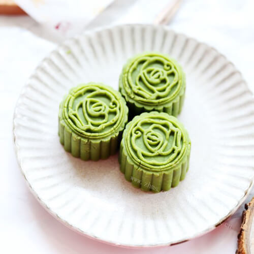 爱上蓝莓味绿豆糕